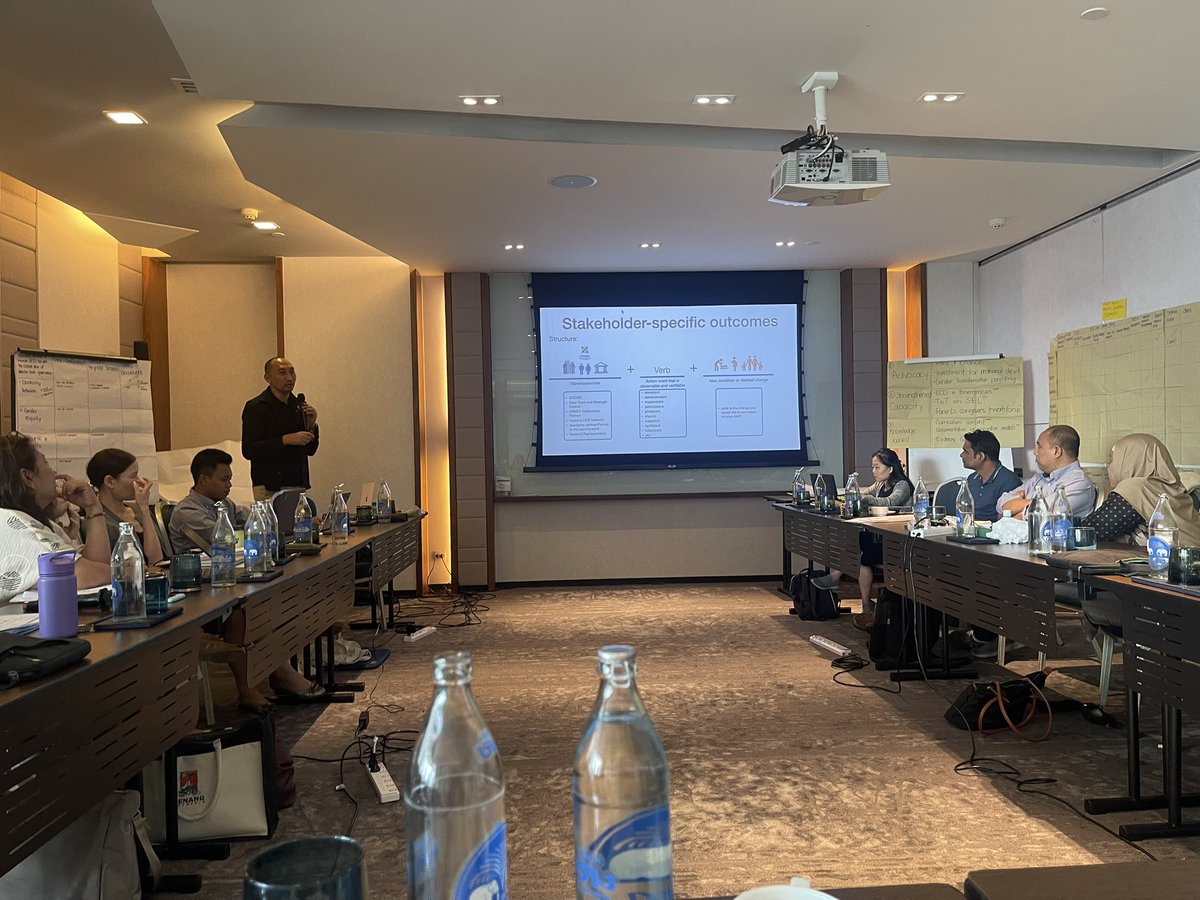 🌟 Advancing Early Childhood Development Across Asia-Pacific 🌟

I am honored to have represented Mobile Creches as an institutional member of ARNEC (Asia-Pacific Regional Network for Early Childhood) at their Year-End Meeting &amp; 2025 Work Planning Workshop, held in Bangkok,