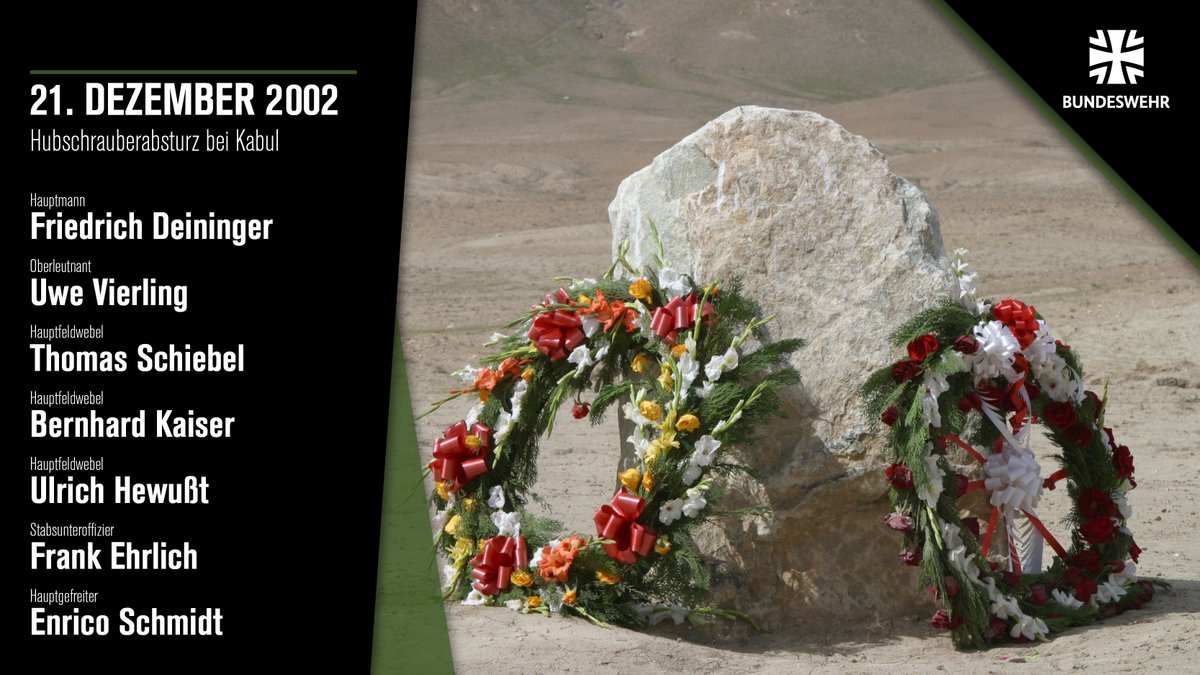 Der Afghanistaneinsatz der Bundeswehr war noch nicht alt, als es kurz vor Weihnachten 2002 zu einem tragischen Unglück kam. In Kabul stürzte ein Transporthubschrauber CH-53 ab. Dabei verloren sieben deutsche #Soldaten ihr Leben. Ihrer #gedenken wir heute. #DasHeerVergisstNicht