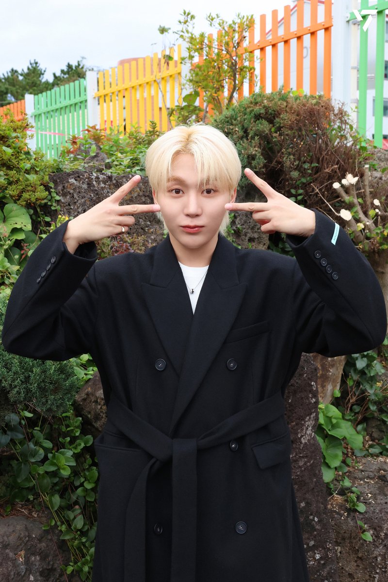 승관이의 하루 📸
Together! Jeju! 🍊

▶️ weverse.io/seventeen/medi… 

#SEUNGKWAN #승관
#SEVENTEEN #세븐틴