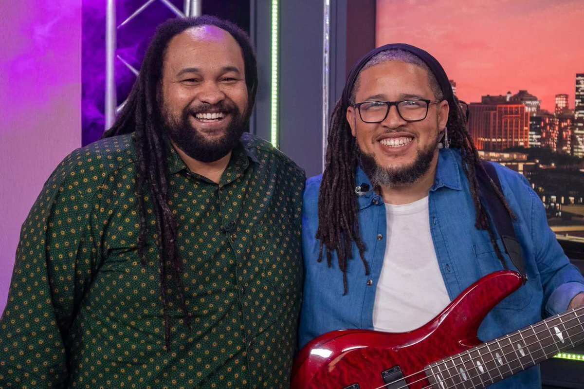 There you have it...
On the left: Lester Kiewit
On the right: Chadleigh Gowar 

Back story:
Few weeks ago in Plettenberg Bay, a guy walks up to me and says "Good to see you Mr. Kiewits"