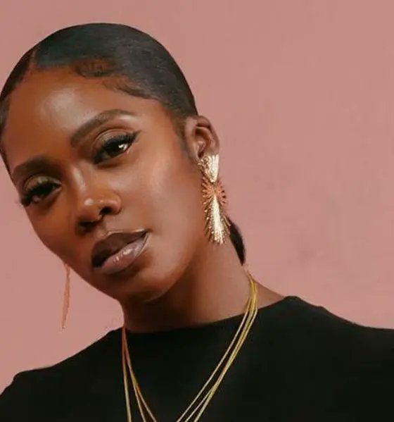 VixbuzG24875's tweet image. Tiwa Savage believes God delayed her success to inspire young women, showing them that success can come at any age. #TiwaSavage #DelayedSuccess #Inspiration