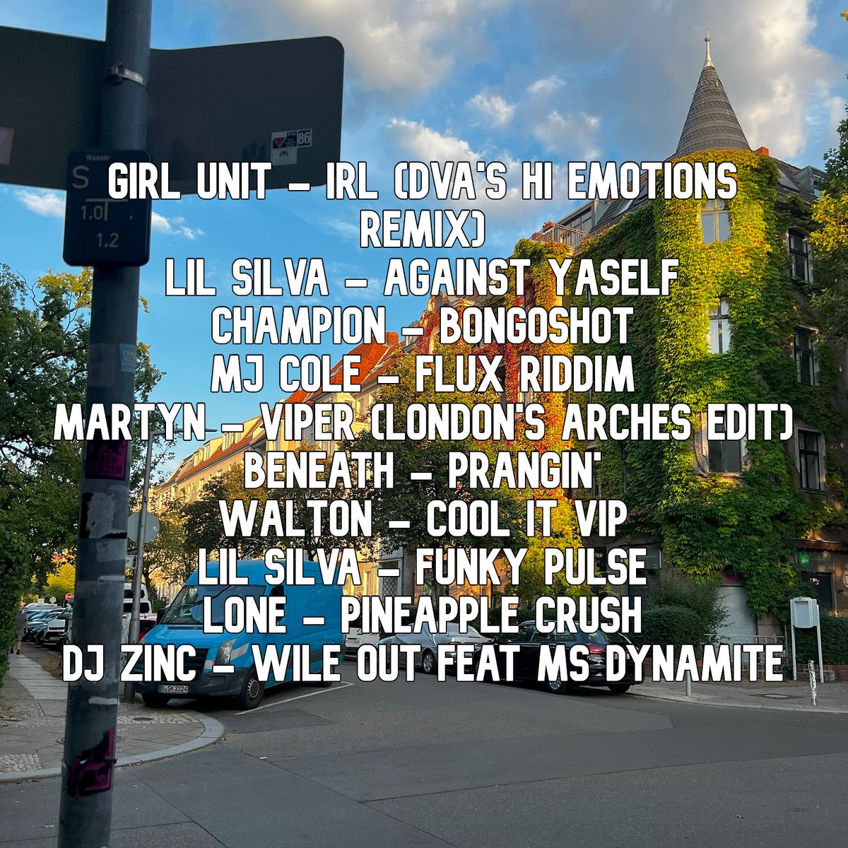 sonicrampage's tweet photo. I've always loved #UKFunky - it's as if classic American house was kidnapped to South London and fed a strict diet of soca, African percussion, dubstep, grime, UK garage, and broken beat  to produce something completely London and absolutely, compulsively danceable. Hence a mix. https://t.co/cYVQGBZ68m