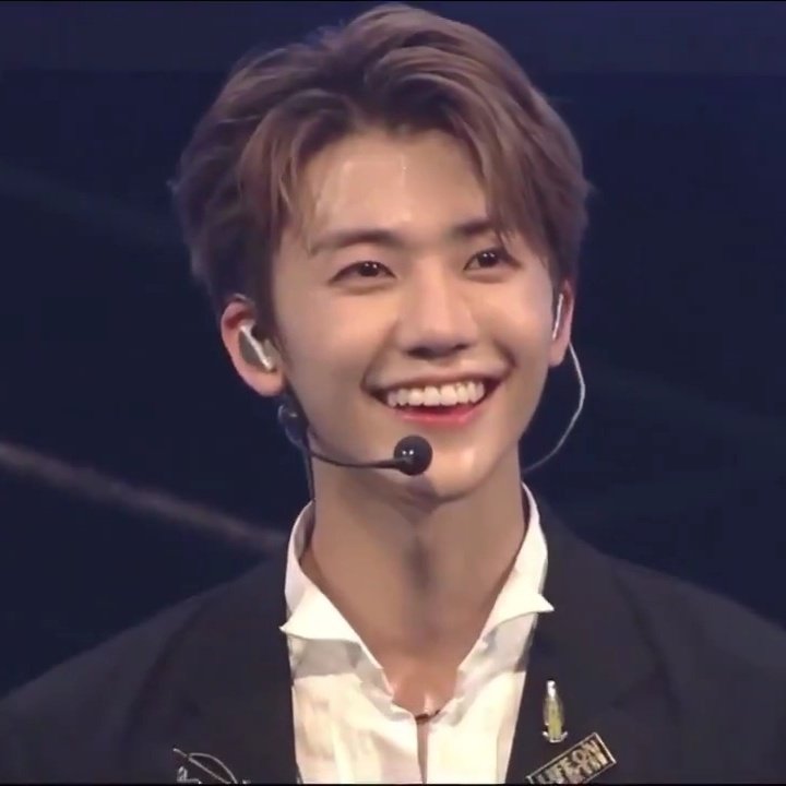 𝄞⨾𓍢ִ໋ tweet media