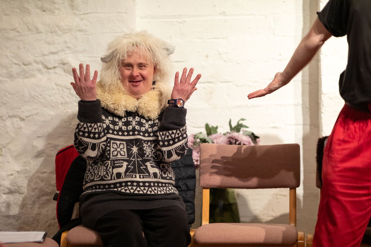 ⭐️‘Coproduction at its finest’⭐️ 

The highest accolade we could possibly hope for when creating our annual performance with @camphillvillag1

The magic and joy captured here by <a href="/james_a_drury/">jdrury photography</a>📸

If this doesn’t put you in the mood for Christmas, nothing will 🎄