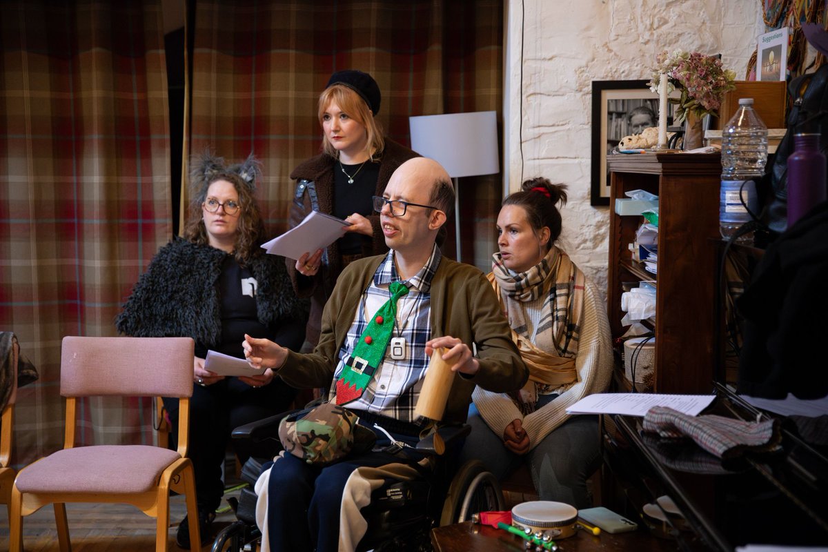 ndb1arts's tweet image. ⭐️‘Coproduction at its finest’⭐️ 

The highest accolade we could possibly hope for when creating our annual performance with @camphillvillag1

The magic and joy captured here by @james_a_drury📸

If this doesn’t put you in the mood for Christmas, nothing will 🎄