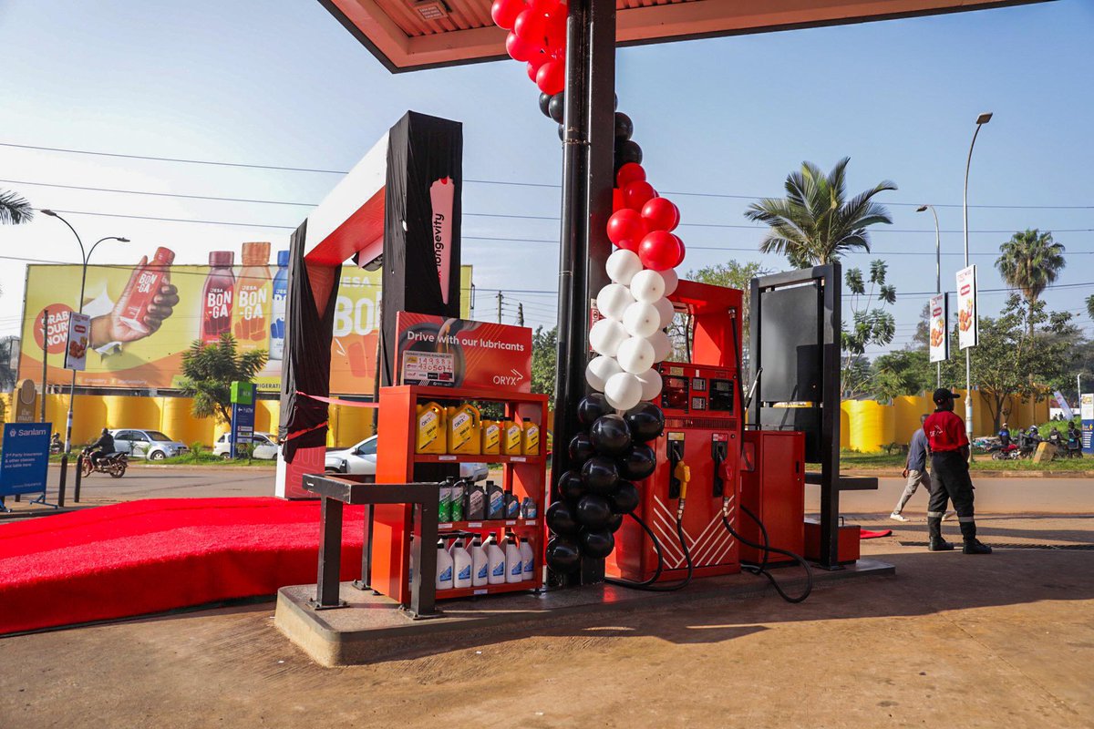 Shifframarvins1's tweet photo. This #EvermaxFuel offers high performance in combination with engine protection and increased mileage.
Cc: @oryxenergiesUG
#PerfomanceMatters https://t.co/LfERxwUnZD