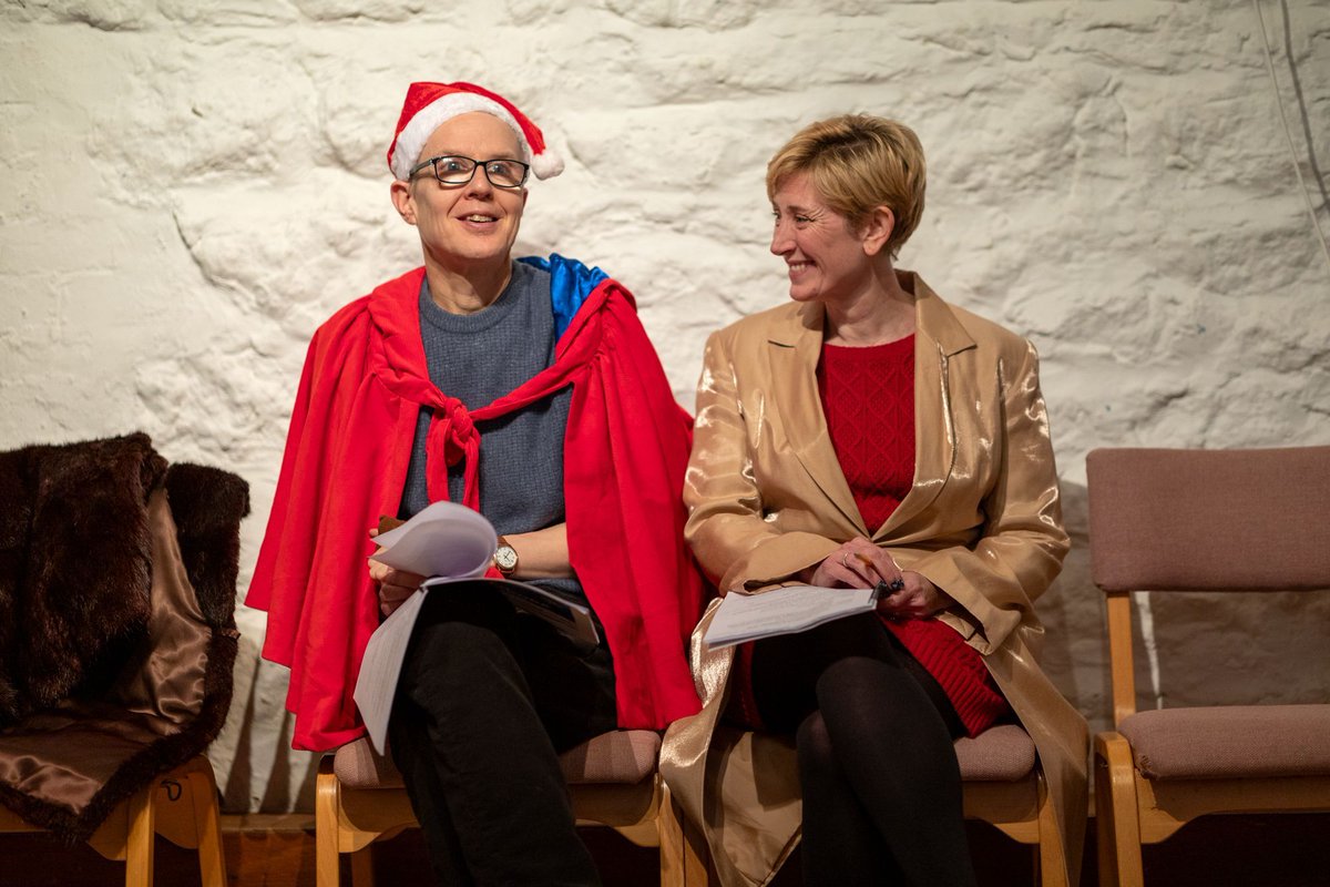 ndb1arts's tweet image. ⭐️‘Coproduction at its finest’⭐️ 

The highest accolade we could possibly hope for when creating our annual performance with @camphillvillag1

The magic and joy captured here by @james_a_drury📸

If this doesn’t put you in the mood for Christmas, nothing will 🎄