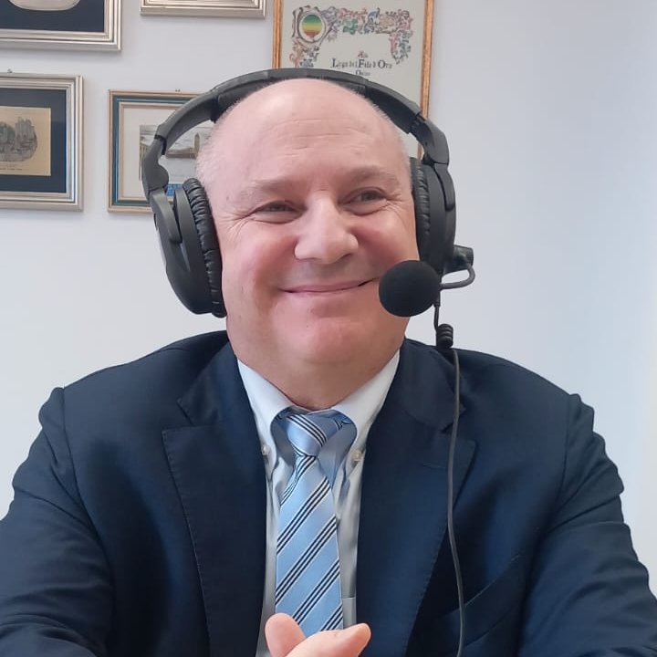 #RadioVaticanaconVoi in diretta da #Osimo, rispondendo all'invito della <a href="/LegadelFilodOro/">Lega del Filo d'Oro</a> che festeggia i suoi primi 60 anni.
Roberto Costantini, Direttore Generale: "Questo lavoro è una vocazione, al centro c'è sempre la persona e una visione nel lungo periodo" #17dicembre