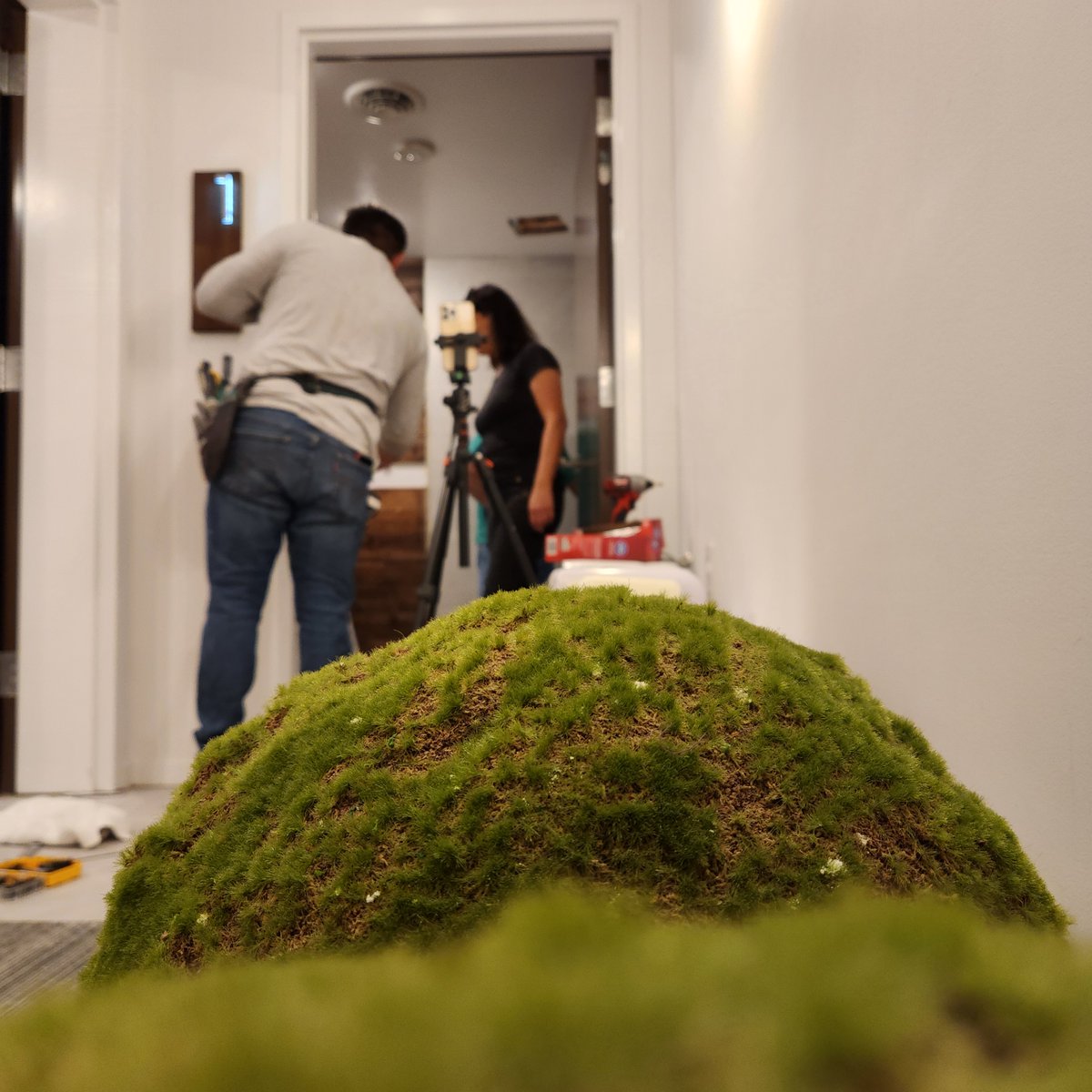 Endings make way for new beginnings. 🌟

These empty float rooms are a blank slate—a reminder that progress means stepping out of comfort and trusting the process. Something better is always ahead.

💬 Share a time when starting over led to something beautiful.