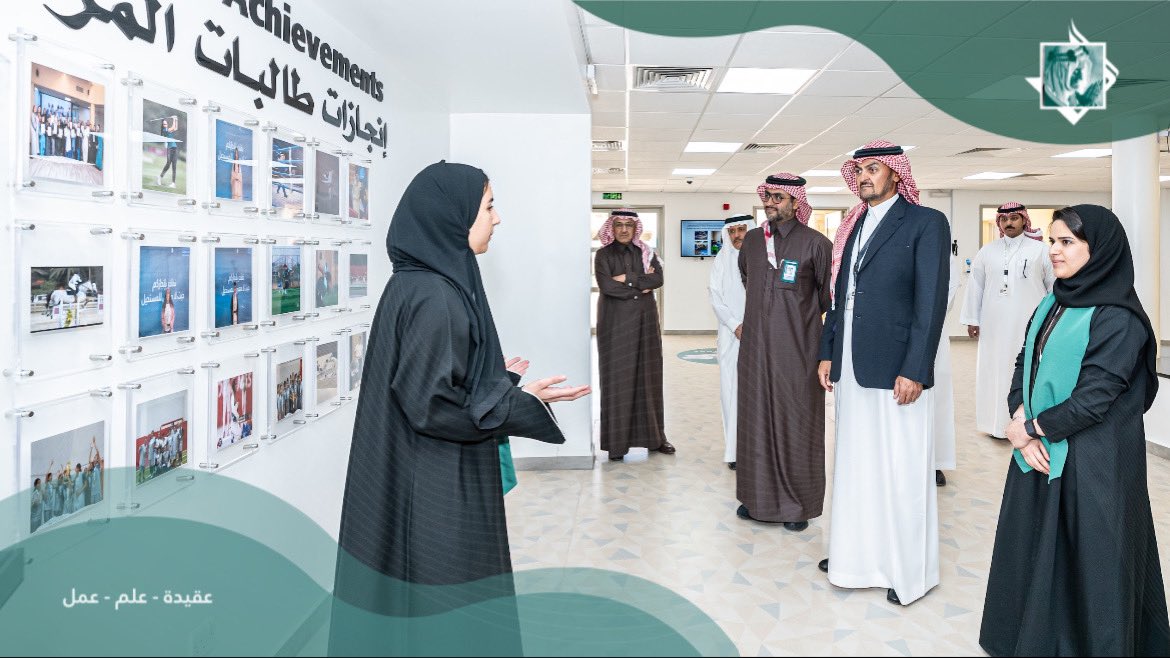 KFSCHOOL's tweet photo. تشرفت مدارس الملك فيصل بزيارة سمو نائب رئيس مجلس الإدارة الأمير #خالد_بن_سعود_الفيصل، يرافقه أصحاب المعالي والسعادة من أعضاء المجلس، للاطلاع على سير العملية التعليمية ومتابعة أبرز الإنجازات والتطورات التي تشهدها المدارس.

#مدارس_الملك_فيصل
#عقيدة_علم_عمل https://t.co/EvFmElecBH