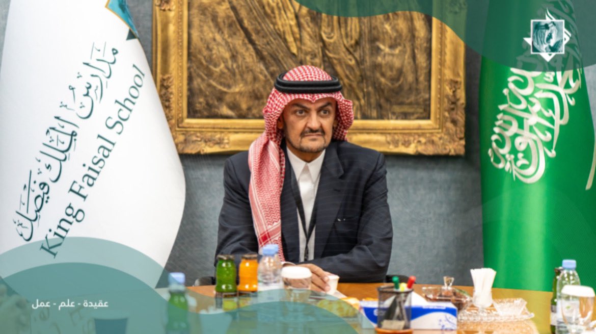 KFSCHOOL's tweet photo. تشرفت مدارس الملك فيصل بزيارة سمو نائب رئيس مجلس الإدارة الأمير #خالد_بن_سعود_الفيصل، يرافقه أصحاب المعالي والسعادة من أعضاء المجلس، للاطلاع على سير العملية التعليمية ومتابعة أبرز الإنجازات والتطورات التي تشهدها المدارس.

#مدارس_الملك_فيصل
#عقيدة_علم_عمل https://t.co/EvFmElecBH