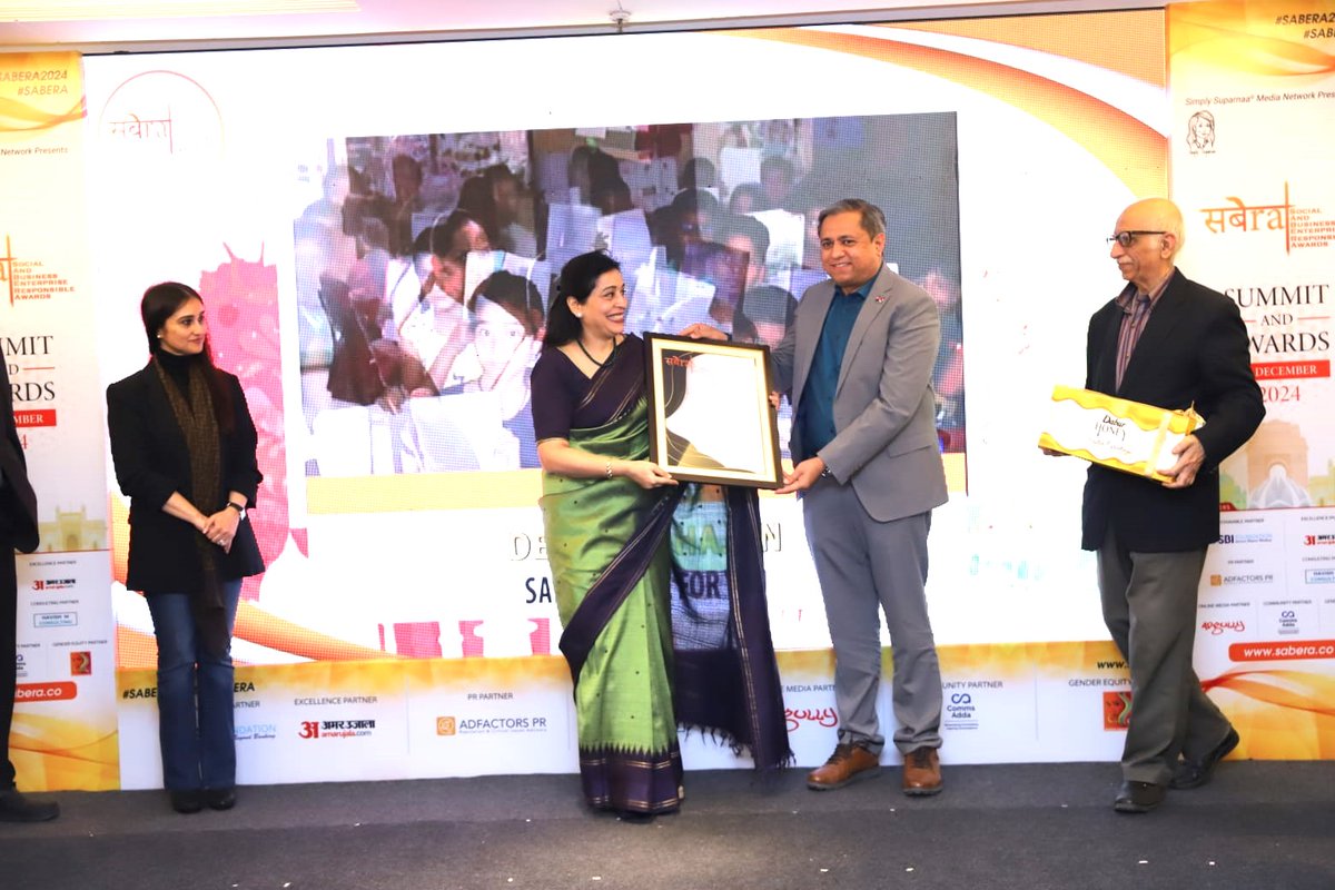 SahyogCare4You's tweet photo. We are happy to receive the prestigious सबेरा #sabera Changemaker Award 2024 for Child Rescue and Rehabilitation
#cgmariahealthservices #honda #Amazon #stopchildtrafficking #martinjamesfoundation #Milliman #endslaverynow
#humdardfoundation #kscfus #thechildrenfoundation https://t.co/R4hetzM0I0
