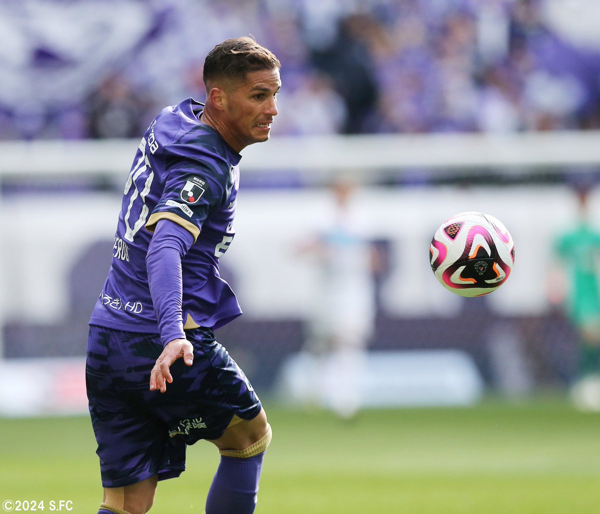 ピエロス・ソティリウ 選手につきまして、契約期間の満了に伴い、来