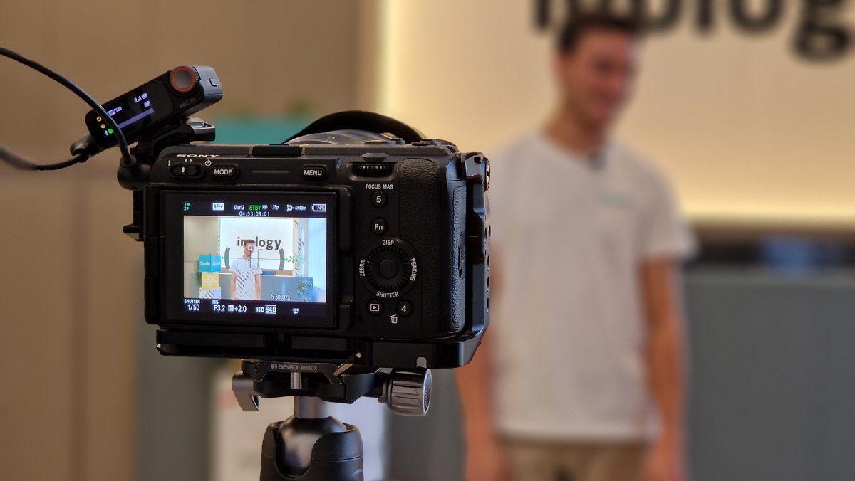 Tickelia (@tickelia_soft) on Twitter photo 🇪🇸 Luces, cámara y... ¡acción! 🎬 Aquí un pequeño spoiler de lo que estuvimos tramando el otro día en las oficinas de <a href="/Inology/">Inology Australia</a> 💼 ¿Adivináis qué puede ser? Os leemos en comentarios 💬⤵️ #Tickelia 🇪🇸 Luces, cámara y... ¡acción! 🎬 Aquí un pequeño spoiler de lo que estuvimos tramando el otro día en las oficinas de <a href="/Inology/">Inology Australia</a> 💼 ¿Adivináis qué puede ser? Os leemos en comentarios 💬⤵️ #Tickelia