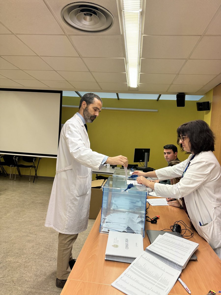 Voten, compañeros. Voten. Una elevada participación es importante para el Colegio y la profesión