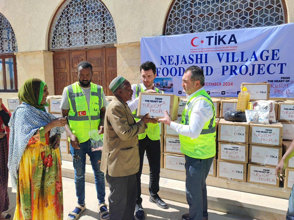 turkiyeetiyopya's tweet photo. ๐ฉ The Turkish Cooperation and Coordination Agency, provided food package assistance to the village of #Negash (#Nejashi) in the #Tigray region of #Ethiopia, which is rich in historical and cultural heritage. https://t.co/LziqKD4p3H