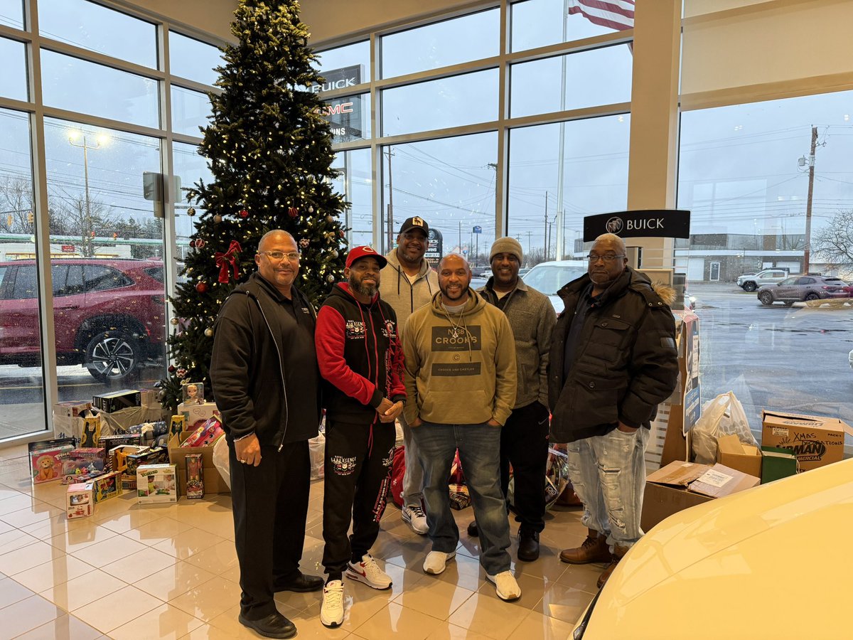 traincarter's tweet image. Toy drive donations for our Linden Community