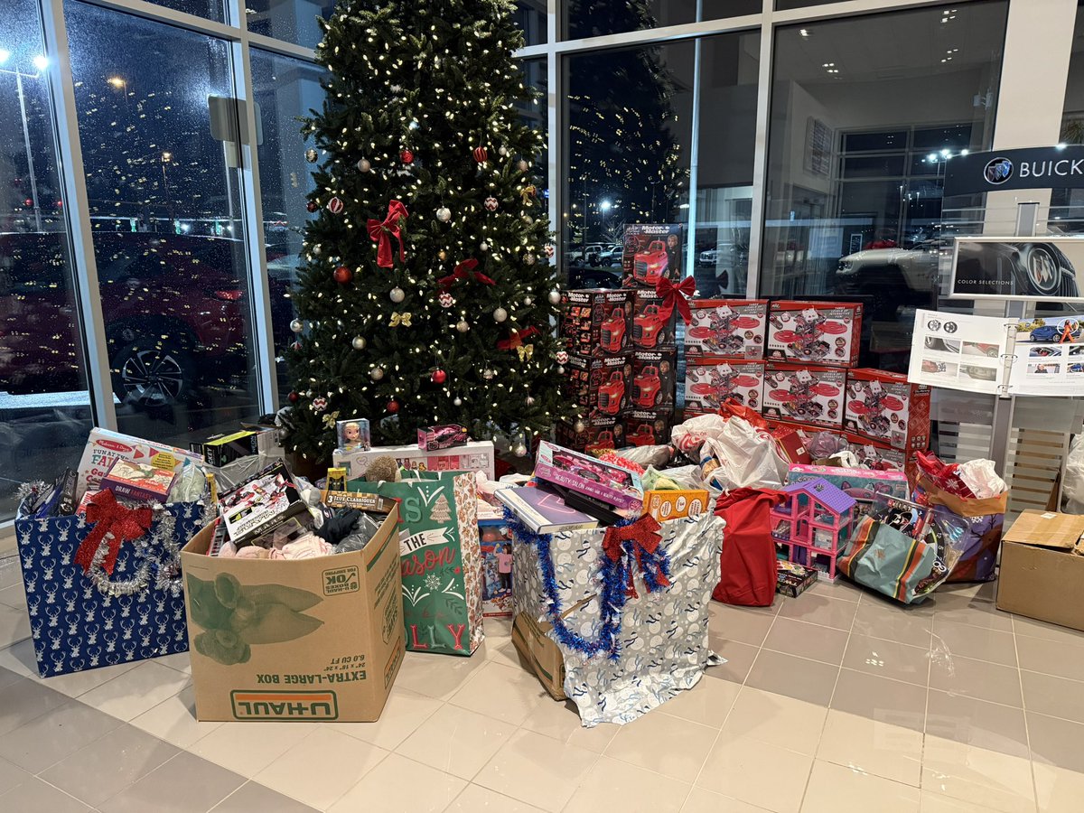 traincarter's tweet image. Toy drive donations for our Linden Community