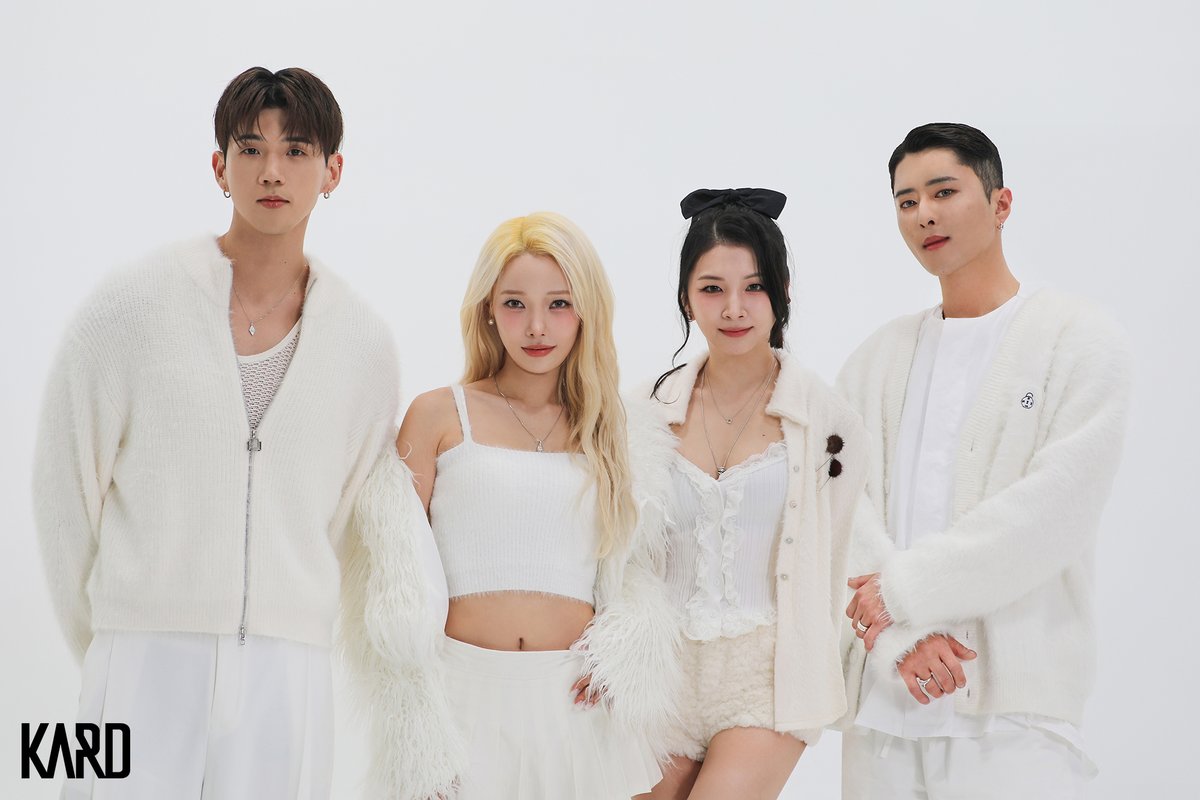 [지니 매거진] 
카드 (KARD)의 따스한 연말 선물 ‘Detox’

🔗 bit.ly/4goujLN

#KARD #카드 #Detox #KARD_Detox