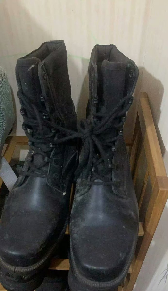 家犬M爱军靴 tweet media