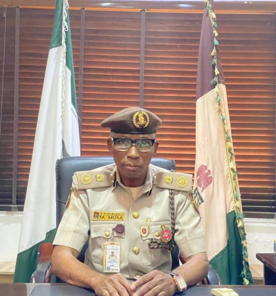 VixbuzG24875's tweet image. Jigawa State welcomes its new Immigration Service Controller, promising to uphold border security and combat illegal migration. Together with other security agencies, they aim to create a safe environment for all. #BorderSecurity #EthicalOperations #Jigawa