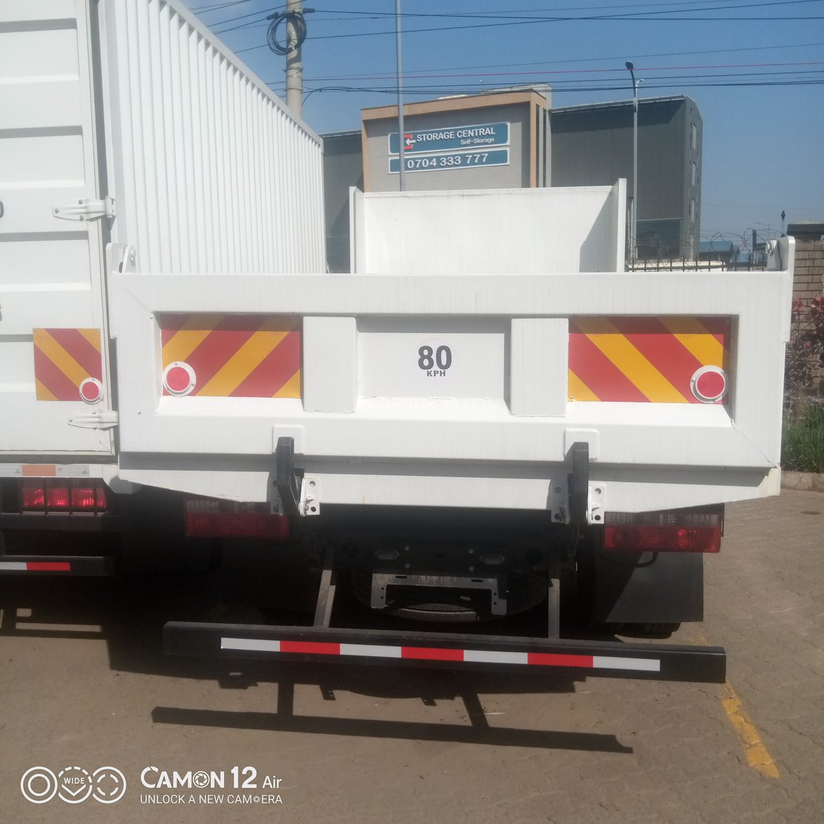 Jeffyjuma's tweet photo. New 7 Tonne Tippers available @ Kes. 4.5M (negotiable). It's ideal for the supply of building materials. Bank finance of UpTo 90% available. DM or call 0780618718 for inquiries. #havi #ericomondi #almamutheu #ndindinyoro https://t.co/KzxXSrJJ0V