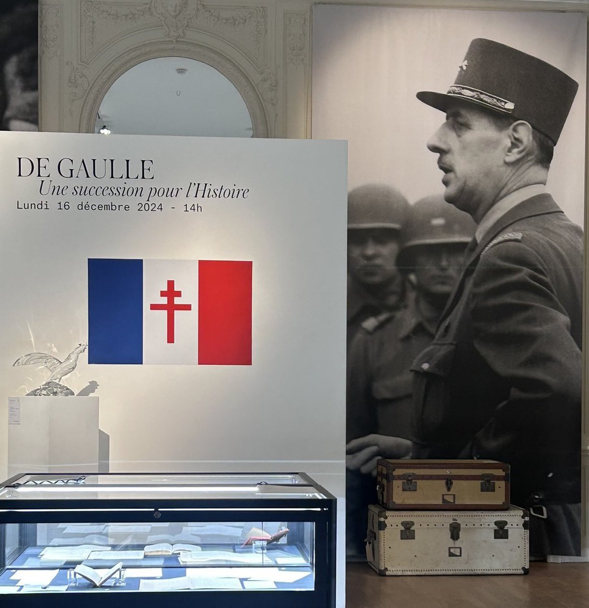 Sébastien Lecornu (@seblecornu) on Twitter photo La mémoire du général de Gaulle fait partie de notre patrimoine commun.
Hier, grâce à ses mécènes, le <a href="/MuseeArmee/">Musée de l'Armée</a> a usé de son droit de préemption lors de la vente aux enchères organisée par la famille de Gaulle, pour faire entrer des documents et insignes militaires dans le La mémoire du général de Gaulle fait partie de notre patrimoine commun.
Hier, grâce à ses mécènes, le <a href="/MuseeArmee/">Musée de l'Armée</a> a usé de son droit de préemption lors de la vente aux enchères organisée par la famille de Gaulle, pour faire entrer des documents et insignes militaires dans le