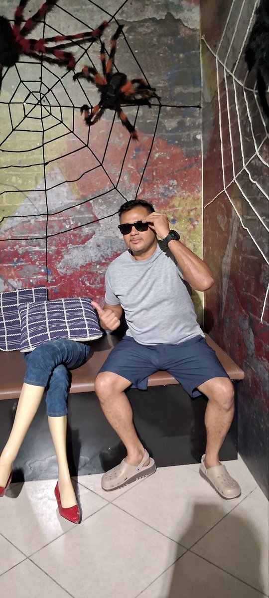 imranSa11984161's tweet photo. MAGIC PARK : IMAGINARY FRIEND : Magic Park Dubai is a fantastic attraction that offers a unique and thrilling experience for visitors of all ages. Met this Imaginary friend from the Mafic park to share the bench! #ImaginaryFriend #ThemePark #MagicPark #DubaliousDude #Dubai🇦🇪 https://t.co/UqJkMclYSf