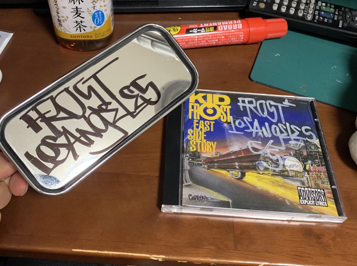 B4ssH3d's tweet photo. 中学の時にローマガビデオを見てから
ずっと憧れてたkid frostのサイン
嬉しいこの上ないです https://t.co/YQ0UsZFnfU