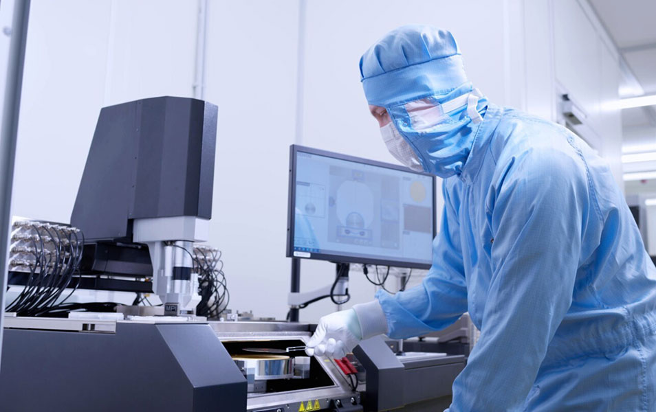 ElettronicaMer2's tweet image. Inizia l’attività la linea pilota europea #APECS per il packaging avanzato finanziata con 730 milioni dalla UE. tinyurl.com/2rry4db7