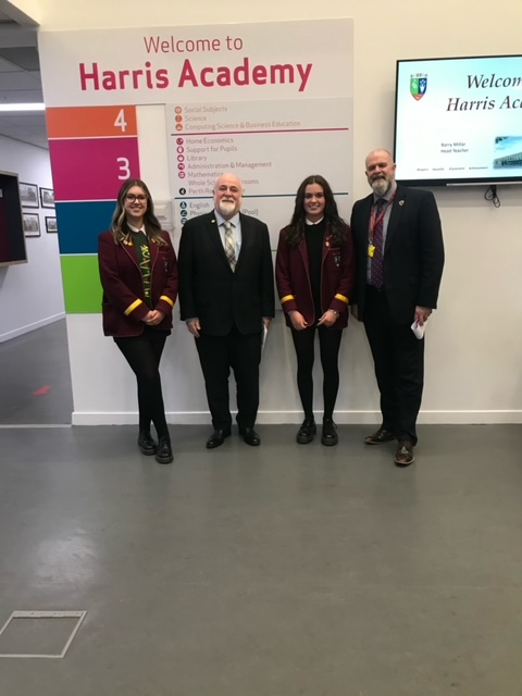LordProvostDCC's tweet image. “My congratulations go to every performer and also to Head Teacher Barry Millar and his team for a wonderful festive entertaining evening. The talent in Dundee among our young people is incredible and Harris Academy is part of that outstanding cultural tradition”.