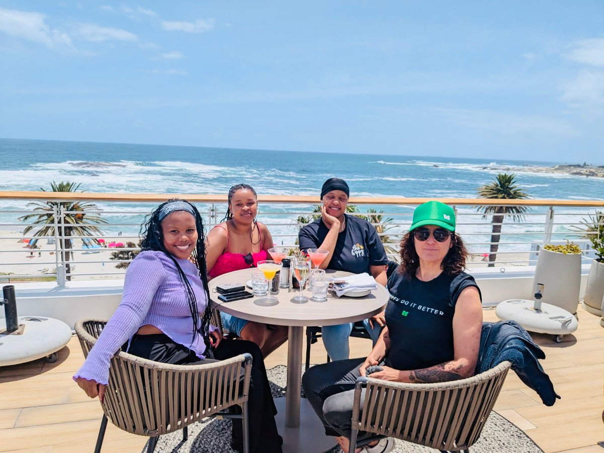 Feasting, laughing, and making memories—Christmas lunch at its best! 🎅🍽️ Wishing you all a joyful holiday season! #ChristmasLunch #Adbot