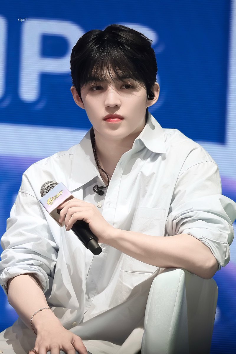 OptUScoups's tweet photo. 241217

#에스쿱스 #SCOUPS
#승철 #최승철 
#세븐틴  #SEVENTEEN  
@pledis_17 https://t.co/52BYjylqWc