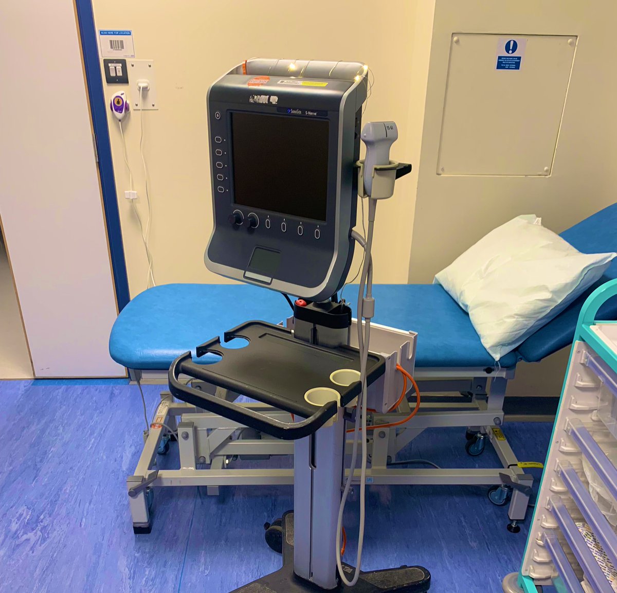 DIVA clinic today and feeling very Christmassy in MOPD 🎅🏼