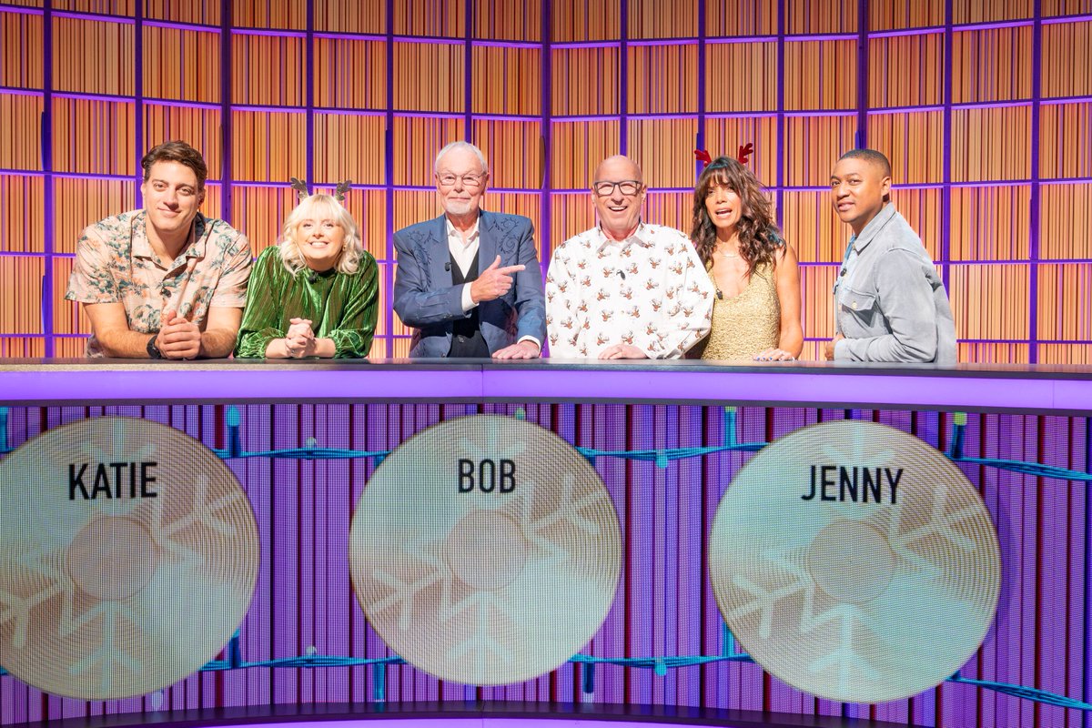 What to watch today: Ken Bruce's cockle-warming quiz #PopMasterTV returns at 9pm on More4 as some of the UK's leading radio DJs test their festive music knowledge 🔔 #PopMaster

radiotimes.com/programme/b-39…