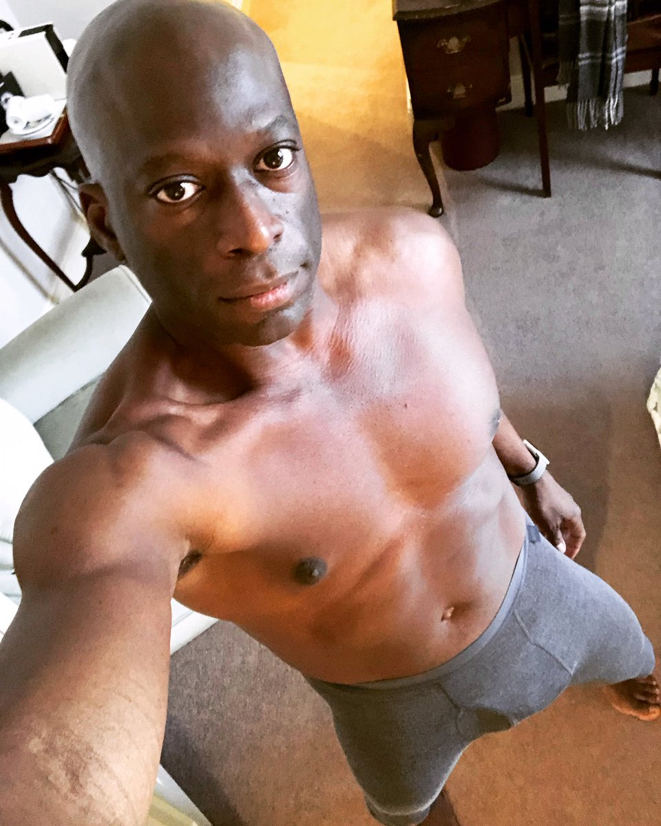 Got a #throwback reminder. Thermals season is coming. ❄️