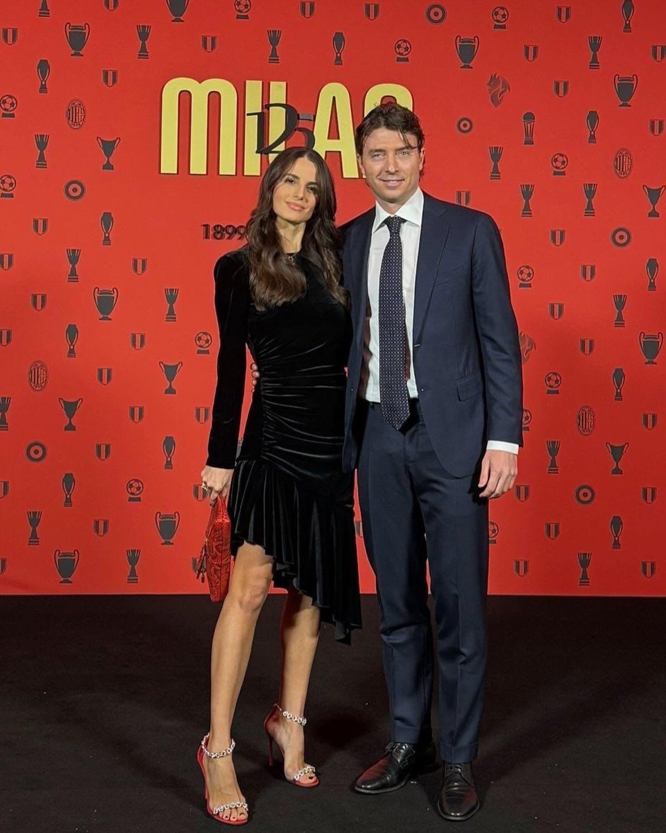 We’re going to be a team of devils 🔴⚫️
Happy birthday <a href="/acmilan/">AC Milan</a>