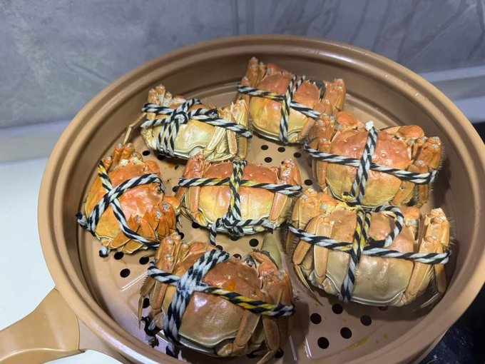 CGMeifangZhang's tweet photo. It is high season to eat the crabs now. #foodtuesday https://t.co/D23wT1ZXtw