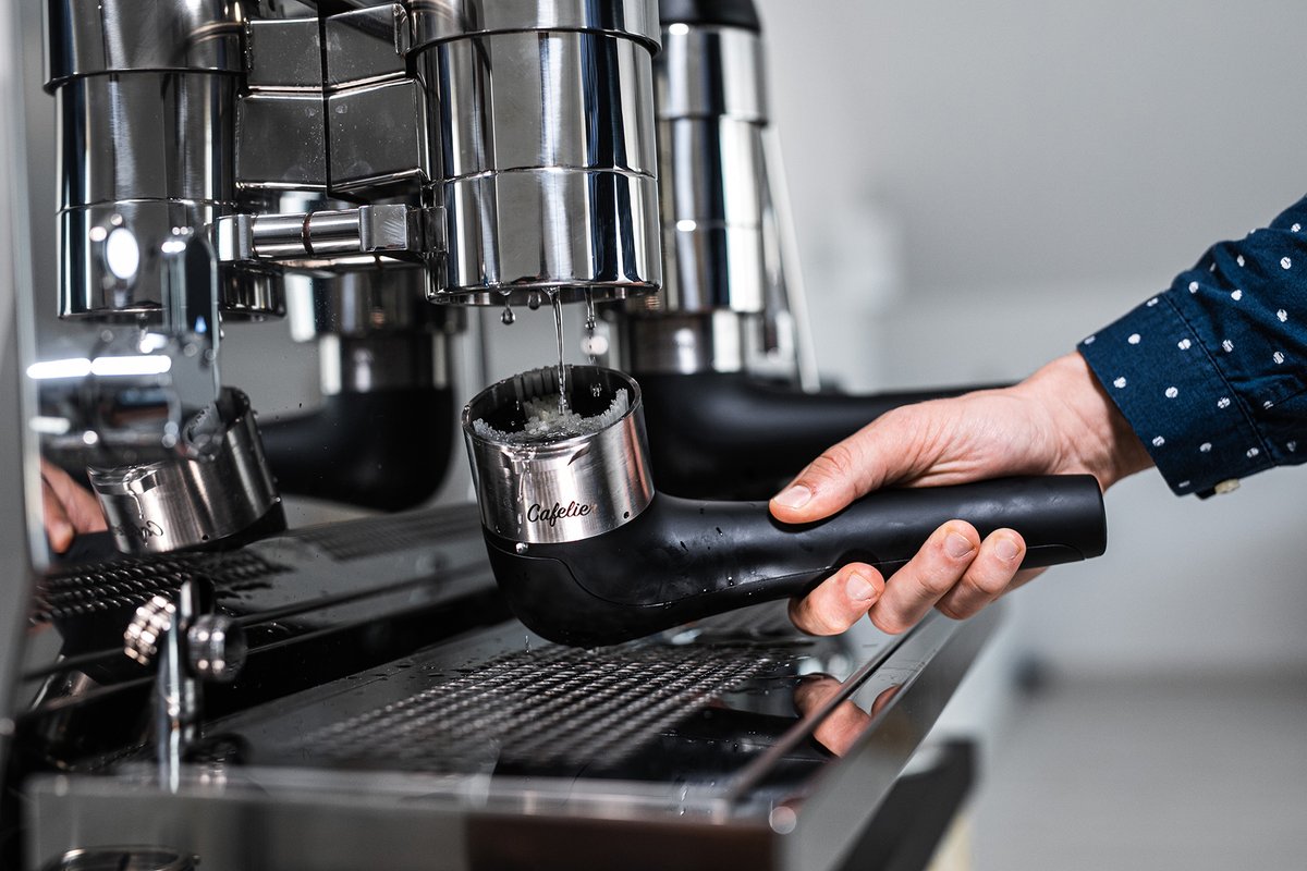 fdm_uk's tweet image. We are pleased to feature House of Espresso as our Innovative Barista Tools Company of the Year ☕
Page 7
loom.ly/M2Ud3uo
#cafelier #barista #espressomachine