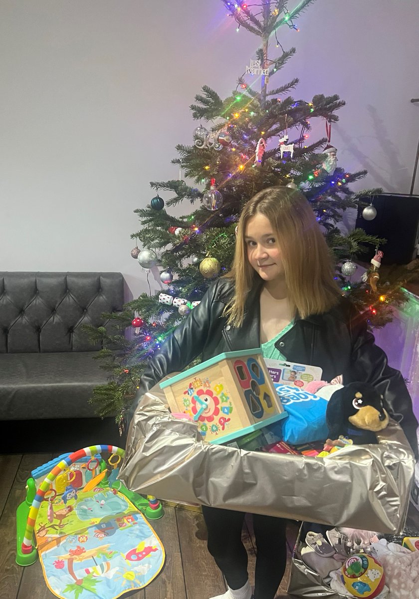 MyDoncaster's tweet photo. Well done to amazing Grace, 11, who has truly embraced the spirit of Choose Kindness this Christmas by launching a campaign to create festive boxes full of items to support families in need.

The boxes are now being delivered to a number of charities across South Yorkshire! https://t.co/bvNZntDM9A