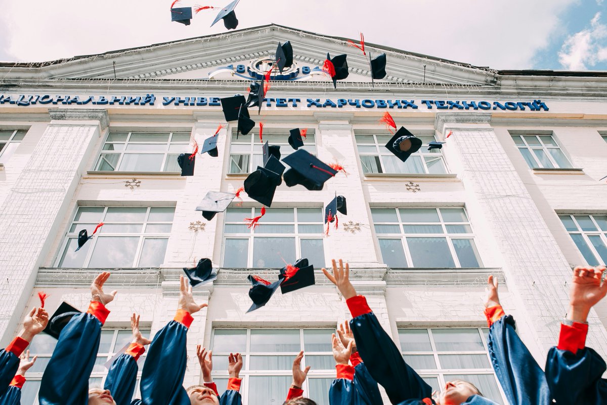 AcademiaFor's tweet photo. What is the role of a university? Around the world, universities advance research, innovation, critical thinking, and humanism. But in Israel, Tel Aviv University has become a hub for marketing tactical warfare systems. What does it look like, and why is it so dangerous? 🧵
1/9 https://t.co/eFaIgSz0hz