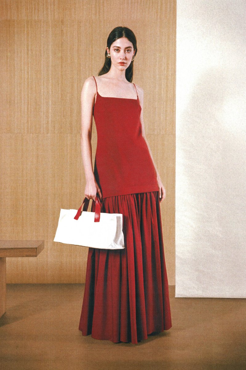 kendam_com's tweet image. Staud Pre-Fall 2025 collection lookbook kendam.com/news/lookbooks…

#Staud #PreFall2025 #PF25 #Lookbooks #Fashion #Kendam