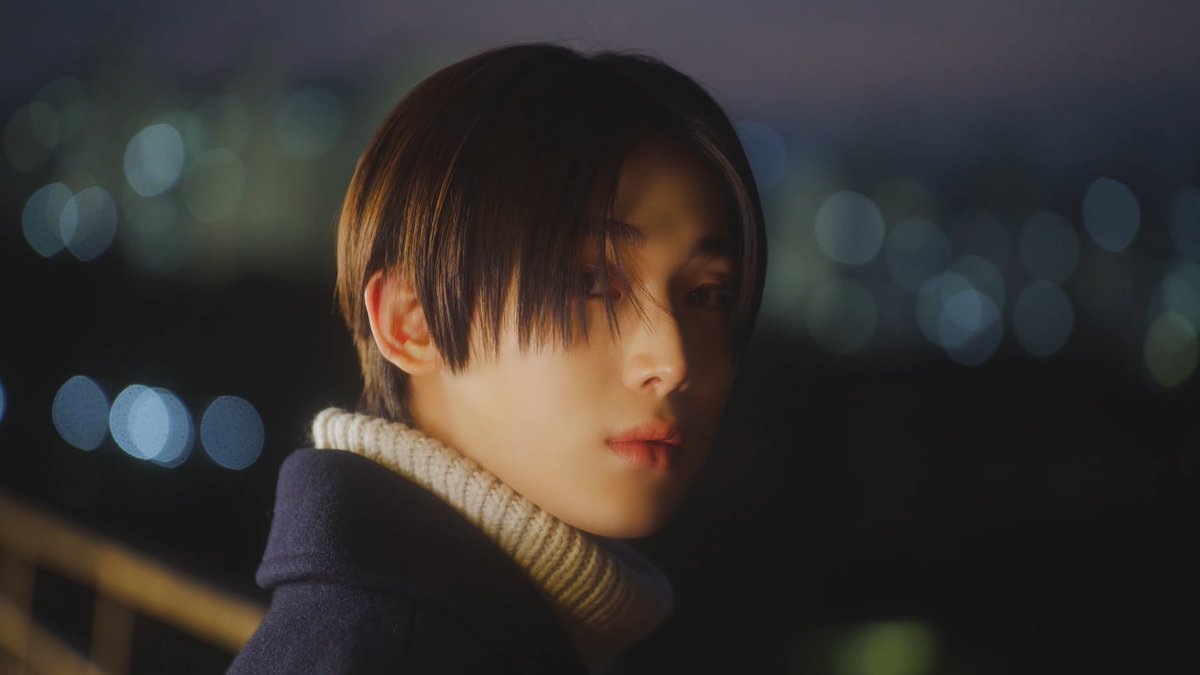 kmelpis's tweet photo. this ending sunoo sequence had me bawling my eyes out where he just smiled at the camera like hes smiling at us. his smile saying "we did it" with those comforting eyes and the scene looks straight out of his han river emotions "IN THE MIDST OF YOUR DARK NIGHTS IM HERE" 🥹 https://t.co/o3Lr5dAYm0
