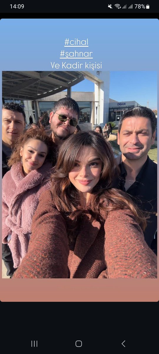 Dünkü bölümü unutturan o görsel 🌹😁

#UzakŞehir