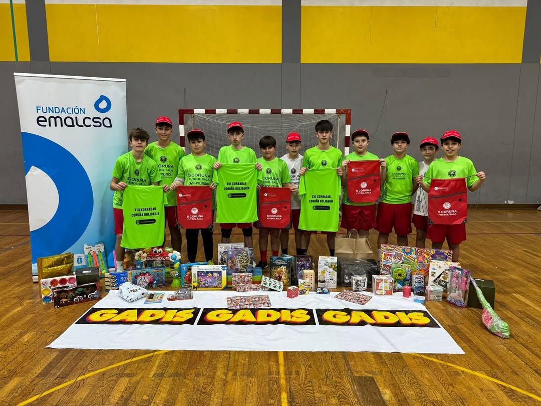 Fundación Emalcsa (@fundemalcsa) on Twitter photo O 23 de decembro, <a href="/5Corunafs/">5 CORUÑA FUTBOL SALA</a> celebrará a a fin da XIII edición do seu evento #XornadasCoruñaSolidaria no que, desde novembro, están a recadar #xoguetes para o Nadal de #CáritasCoruña
➡️ Este proxecto forma parte do programa Deporte Solidario e Inclusivo da Fundación Emalcsa. O 23 de decembro, <a href="/5Corunafs/">5 CORUÑA FUTBOL SALA</a> celebrará a a fin da XIII edición do seu evento #XornadasCoruñaSolidaria no que, desde novembro, están a recadar #xoguetes para o Nadal de #CáritasCoruña
➡️ Este proxecto forma parte do programa Deporte Solidario e Inclusivo da Fundación Emalcsa.