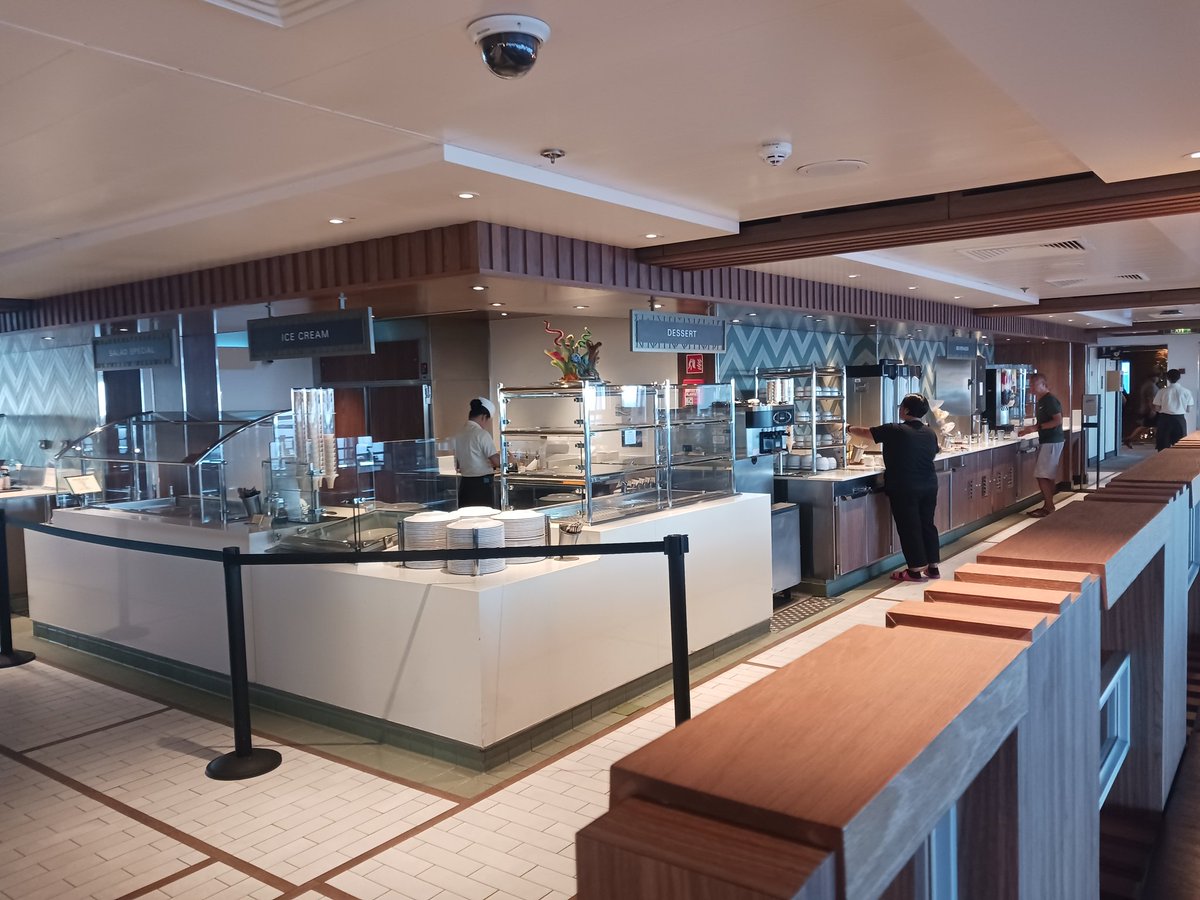 El nuevo Slogan de <a href="/NCL_es/">NCL España</a> <a href="/CruiseNorwegian/">Norwegian Cruise Line</a> Free Stile Closing. 
No se entiende un crucero con su Buffet "The Garden" continuamente cerrado por cambios. Ncl Spirit 
Menos mal que The Local Funciona fenomenal. #NclCruises #Ncl #FreeStile #Cruises #NclSpirit