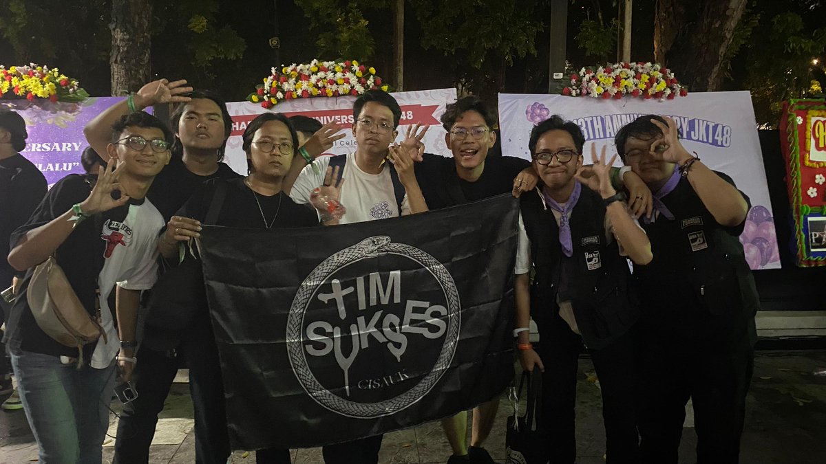 arrassjc_'s tweet photo. dan makasih juga buat teman-teman dan sahabat gueh tercinta yg selalu mau seneng' dan ketawa' bareng, lofyu gess c u next event lagi yhhπ₯°ππ«°π» #TIMSES #CISAUK https://t.co/X5IjW7nxYX
