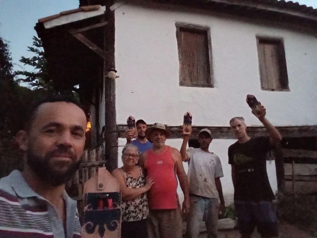 8. Redemption Hill
The Hill is a agroforestry system focused on  annual grains, banana, açaí juçara, coffee, morus, avocado, jackfruit and papaya. Besides food production, the Hill host volunteers, students, and helps educate the online followers by sharing seasonal milestones.