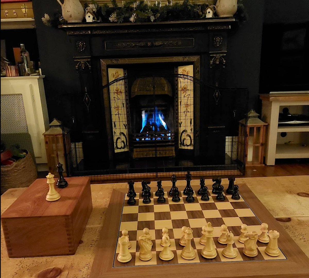 RegencyUsa's tweet photo. In this lovely review left by Matt, who ordered our Competition Chess Men with a case, paired with a walnut and maple board, he mentions how pleased he was with the whole experience from start to finish!   https://t.co/bsLTiEauWw 

#regencychess #chess #chessset #review https://t.co/eJCcijGiAb