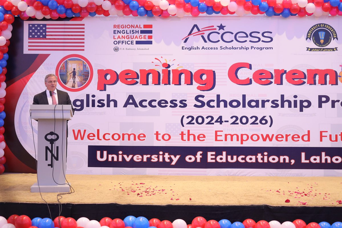 ue_edu_pk's tweet photo. UE in collaboration with the U.S. Embassy, has launched the English Access Program. The opening ceremony’s chief guest was U.S. Ambassador Donald Blome, while Vice-Chancellor Prof. Dr. Aqif Anwar Chaudhry, presided over the event
#aqifanwarch #UE #americanembassy #AccessProgram https://t.co/HuOnOXYQ2j